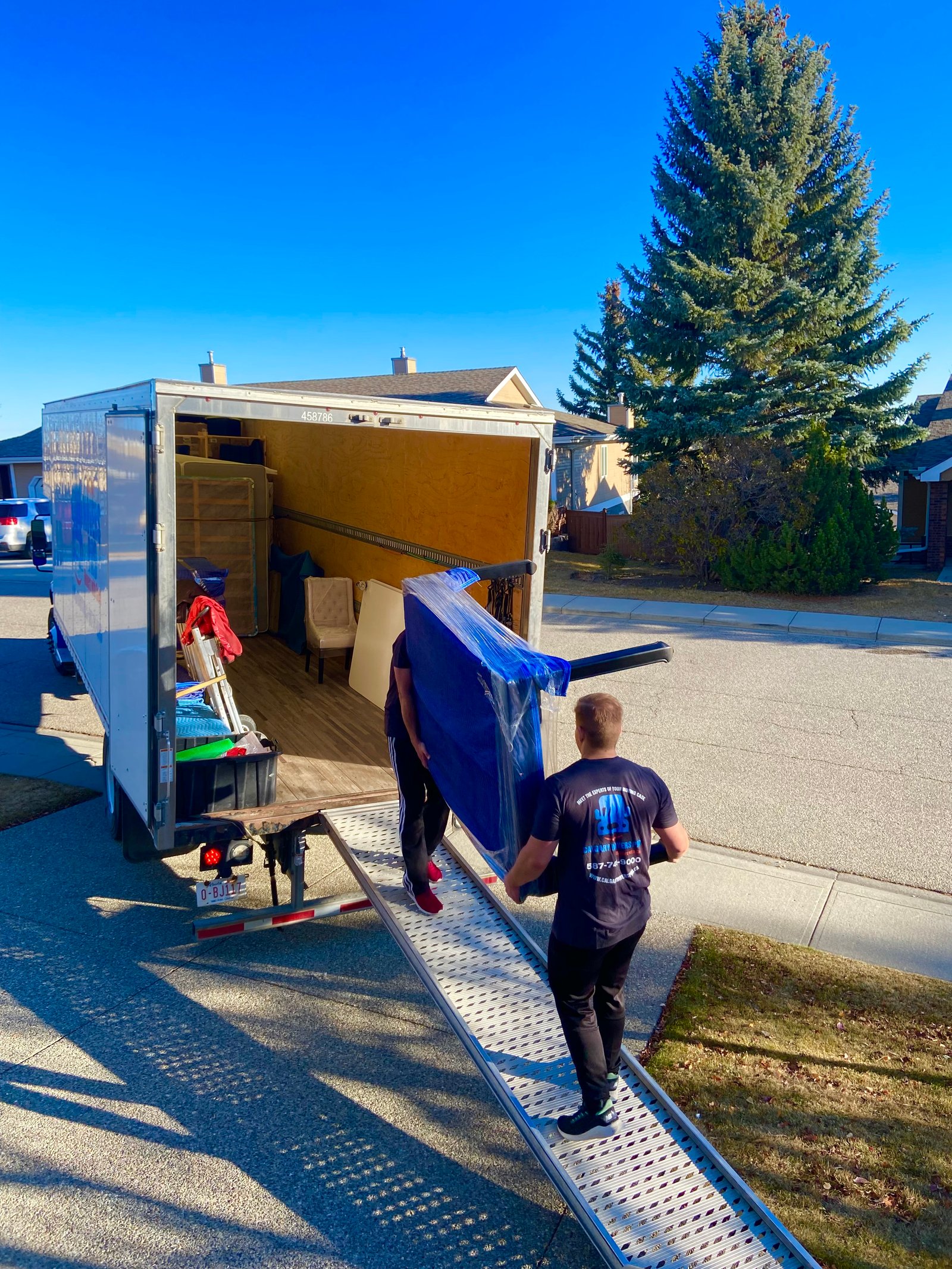 Movers Calgary professional moving service Calgary